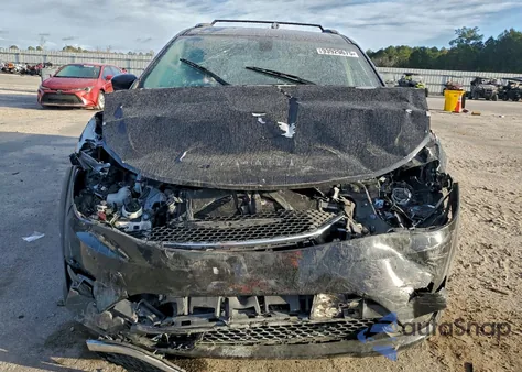 2018 Chrysler Pacifica Touring L z USA, uszkodzony, nr VIN 2C4RC1BG1JR114336